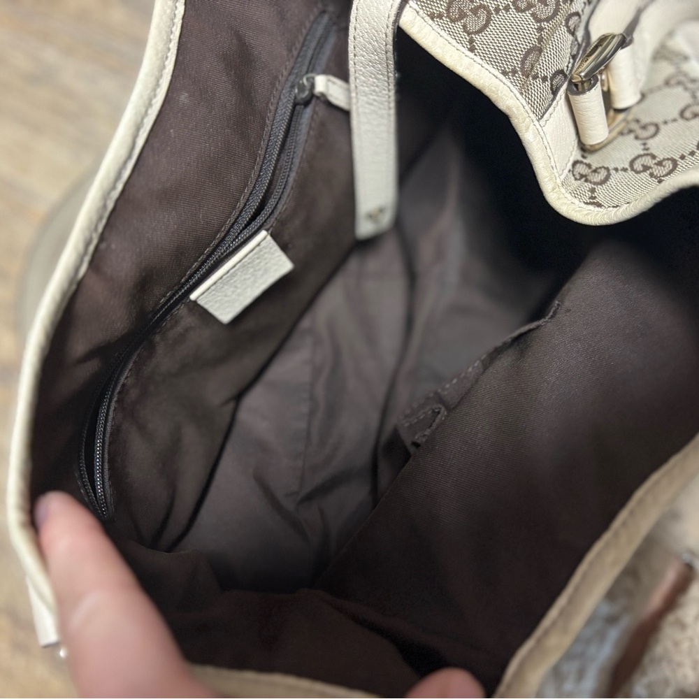 Gucci Abbey medium bag with Monogram Canvas - Picture 7 of 9